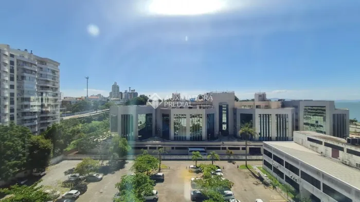 Sala à venda no Edifício Centro Executivo Luiz Elias Daux