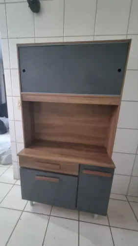 Armário de cozinha bem conservado medindo 0,90 x 0,38 x 1,70 altura ((ENTREGO GRATIS))