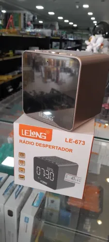 Rádio despertador digital  Leong