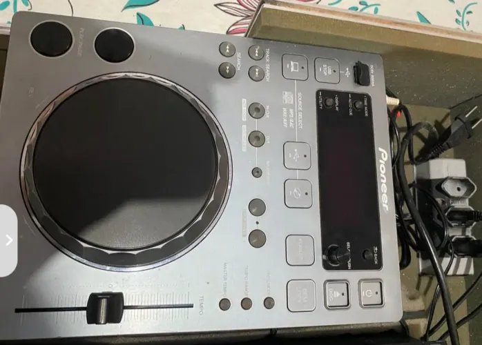 CDJ-350 Pioneer com Case - Equipamento para DJ