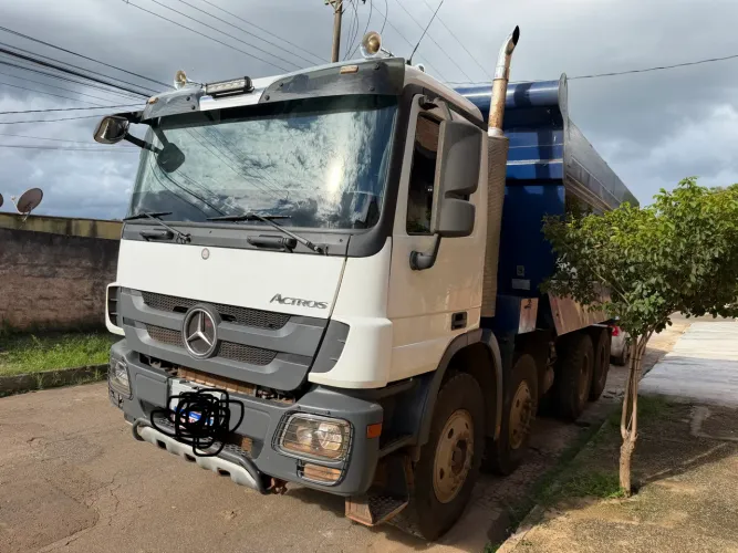 Mercedes Actros 4844