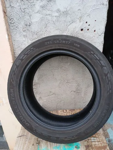 Pneu 215/55/17" semi novo apenas 100,00