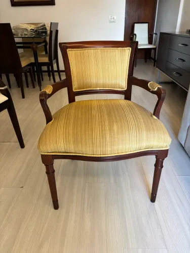 Poltrona de estilo Luís XV