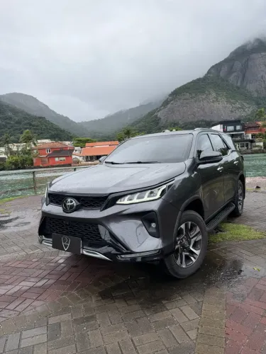 Toyota Hilux SW4 Diamond 2.8 TB 4X4 Die. Aut. 2024