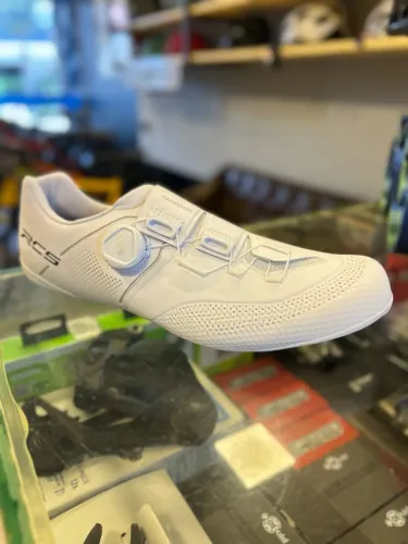 Sapatilha Shimano RC5 $1.599