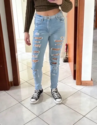 Calça jeans feminina BERSHKA