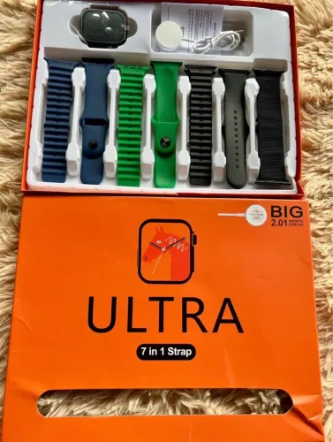 Smartwach 7 em 1 com várias pulseiras. NOVO!