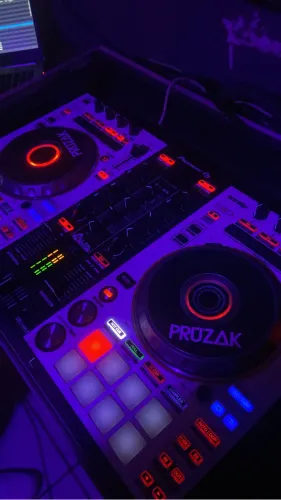 DDJ SR2
