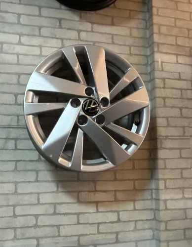 Rodas Aro 15 Originais Novo Polo