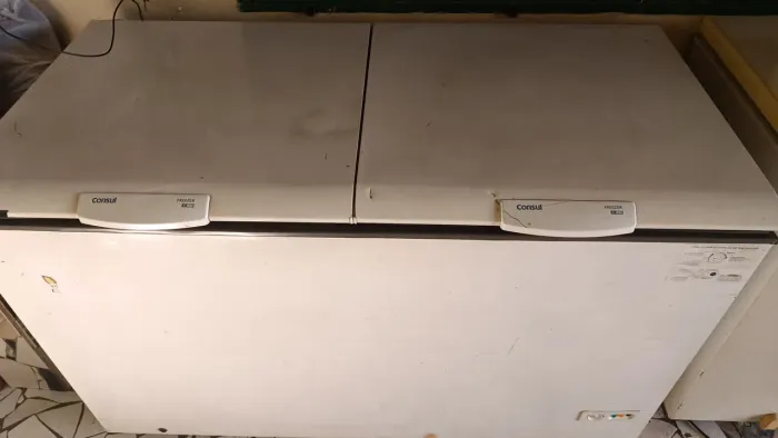 Vende-se Frige