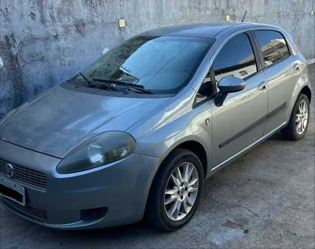 Fiat Punto Attractive Italia 1.4 F.flex 8V 5P 2012