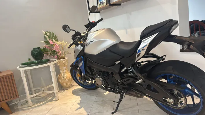 Suzuki GSX-S 1000 2026 - Impecável, Baixa KM, Oportunidade