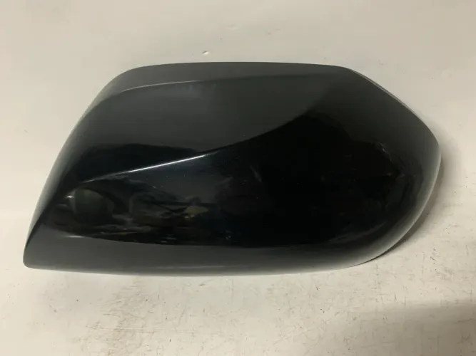 Capa retrovisor Prius esquerdo motorista 