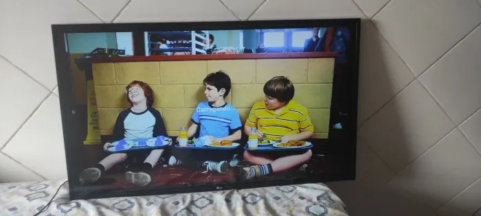 TV LG 49 polegadas Tela Tremendo