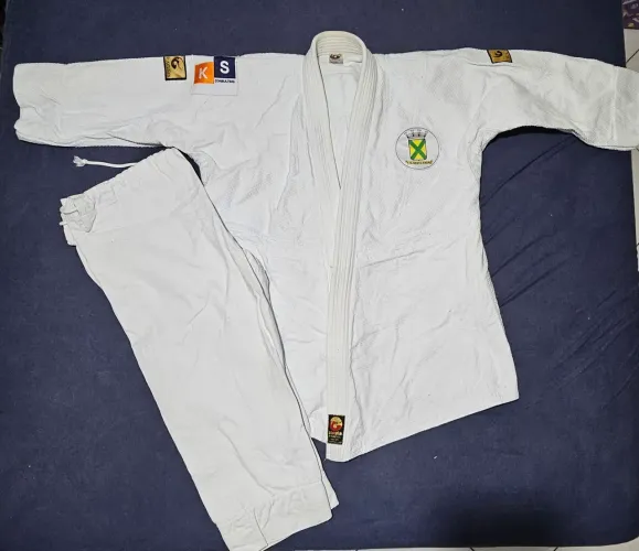 Kimono Judo Série Gold Branco