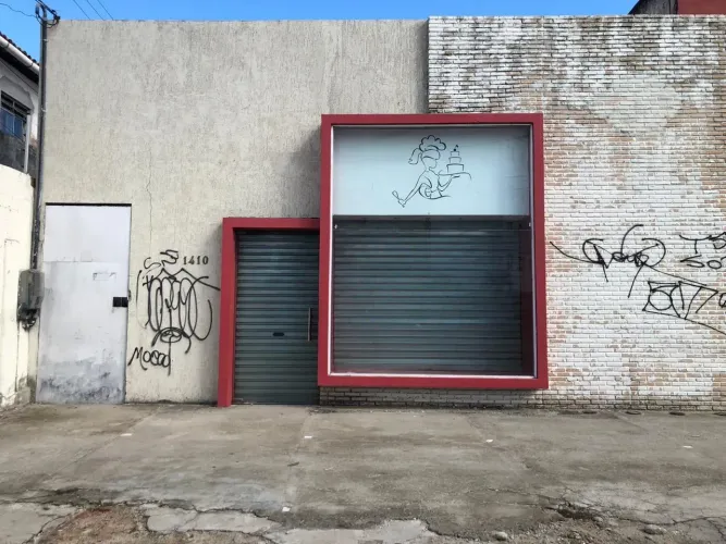 Ponto comercial/Loja/Box para aluguel possui 200 metros quadrados em Monte Castelo - Forta