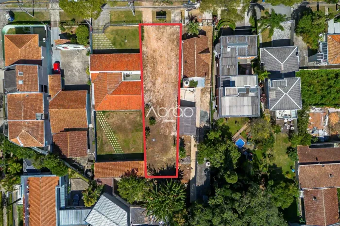 Terreno ZR3 à Venda nas Mercês  571 m² | Próximo à Av. Manoel Ribas | Ref.
