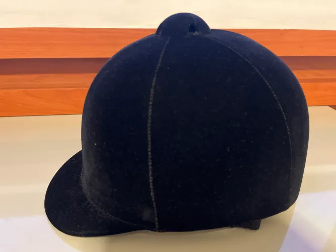 Capacete Infantil para Equitação - Semi novo