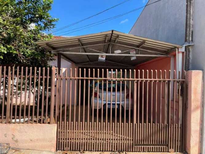 Casa à venda, 162 m² por R$ 1.000.000,00 - Centro - Assis Chateaubriand/PR