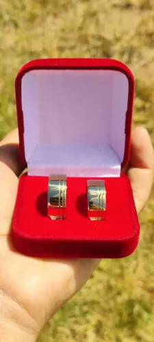 Aliança de moeda antiga