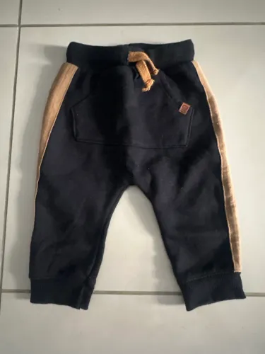 Roupas para bebê tamanho 6-9M 15,00 cada