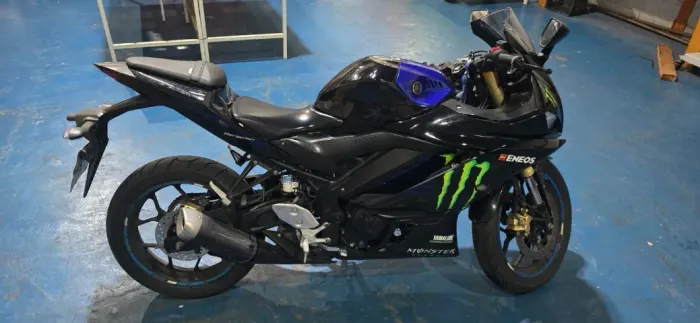 YZF R3 MONSTER 2021- sem troca 18 mil pix Tabela 27 mil