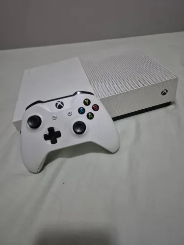 VENDO XBOX ONE S