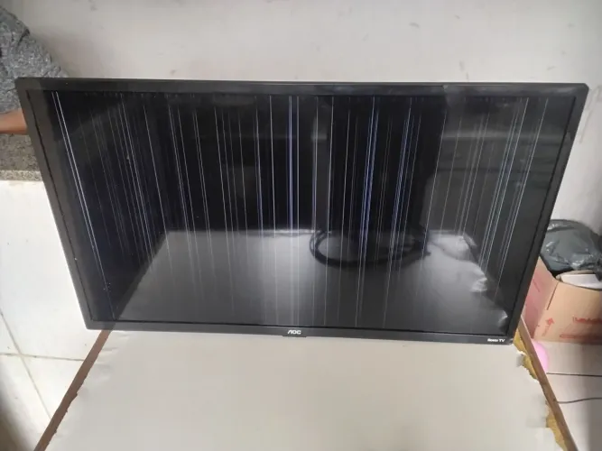 Vendo TV AOC 32 Polegadas pra retirada de peças