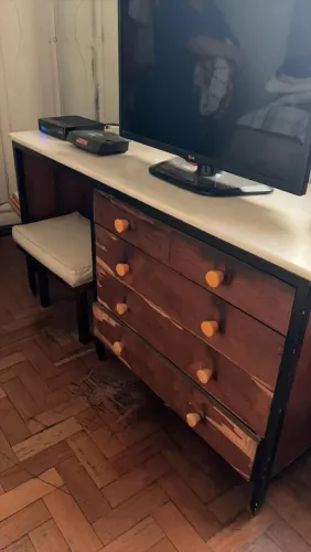 Móveis antigos