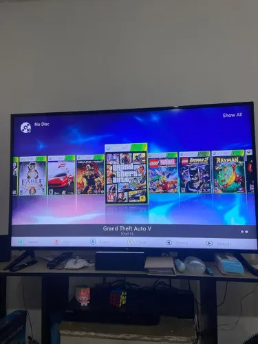 Xbox 360 Super Slim 500GB Desbloqueado Aurora Freestyle Exploit 1 manete