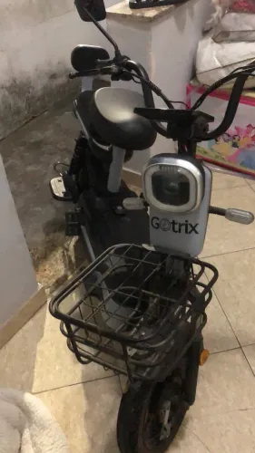 Moto elétrica Gotrix 32km/h autopropelido