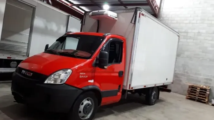 Iveco daily 35s14 2016 Baú refrigerado