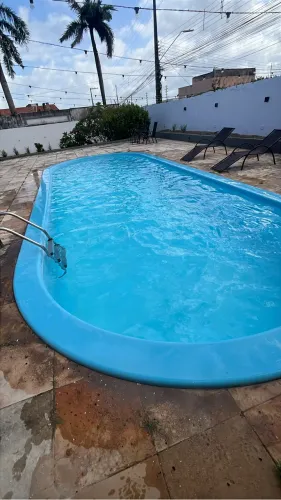 Manutenção e limpeza de piscina
