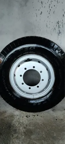 Pneus 