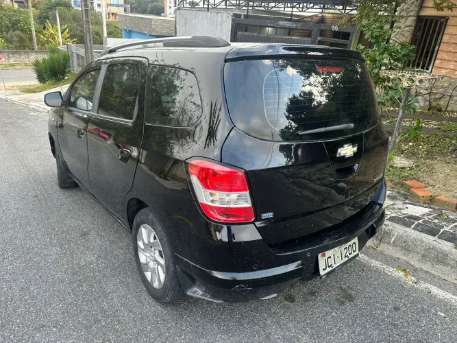 Chevrolet Spin LTZ 1.8 8V Econo.flex 5P Aut. 2013
