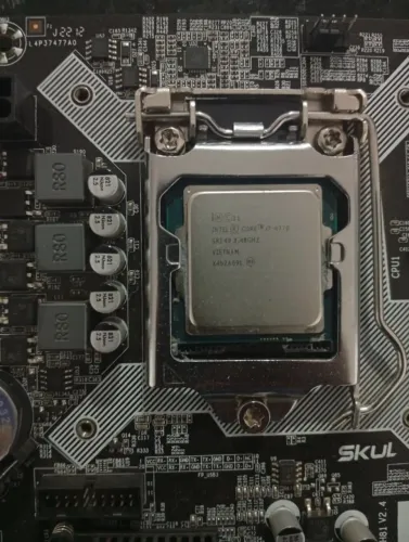 Placa-mãe Skull H1M-HV2 + Processador Intel Core i7-4770