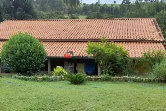 Chácara em SARAPUI