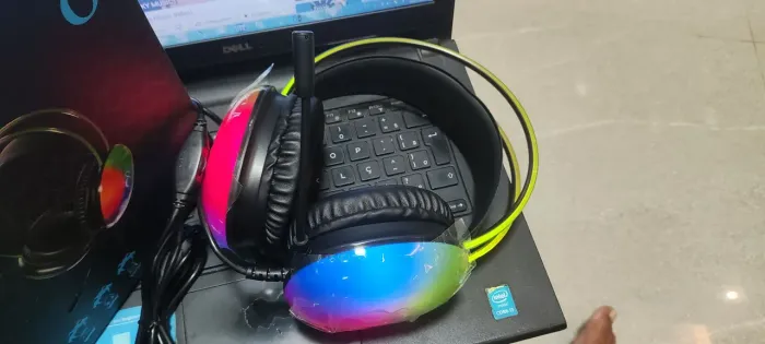 headset gamer rgb com microfone, conexão Aux e USB (led)