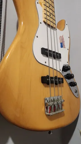 Contrabaixo SX Vintage Series (cor Natural)