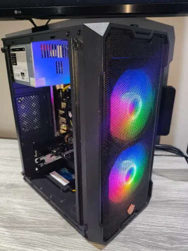 PC * Core i3 / 6GB DDR3 / SSD 120GB / Geforce 210