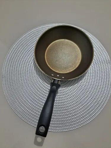 Frigideira usada - em bom estado