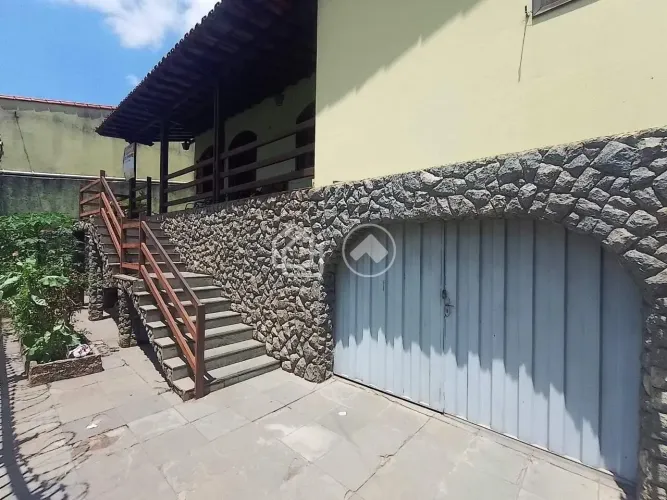 Casa à venda, 2 quartos, 1 suíte, 2 vagas, Santa Helena (Barreiro) - Belo Horizonte/MG