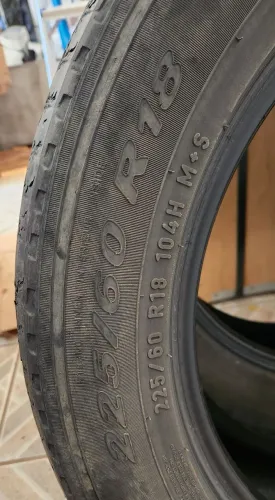 Pneu 225/60 R18 Toro