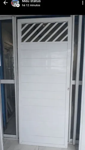 Porta alumínio 210x90