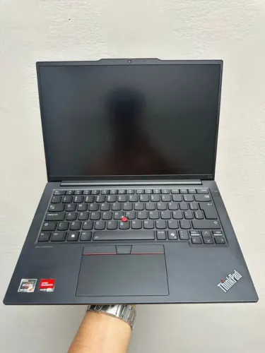 Notebook Lenovo ThinkPad E14 Gen 6 (Ryzen 5 7535U) Memória DDR5