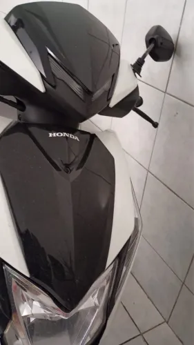 Moto Elite 2025