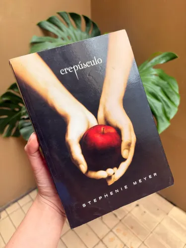 LIVROS SAGA CREPÚSCULO 