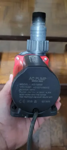 BOMBA SUBMERSA PARA AQUÁRIOS OCEAN TECH AC PUMP 12000L/H 110V COM CONTROLADORA