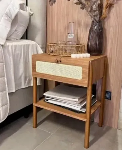 Mesa de Cabeceira Estilo Escandinavo/2 Gavetas/48LX60AX37,5P, R$668,87!