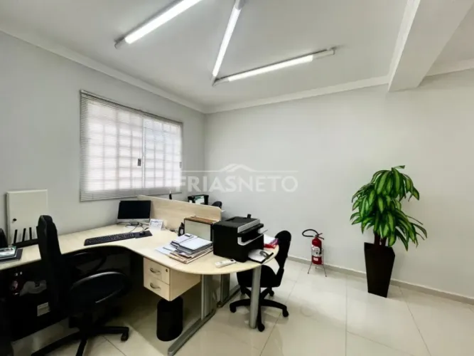 Sala comercial no Centro